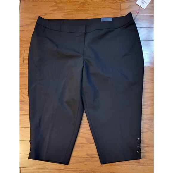 NWT Rafella Women's Capri Pants Black Plus Size 22W Classic Higher Rise - Picture 1 of 9
